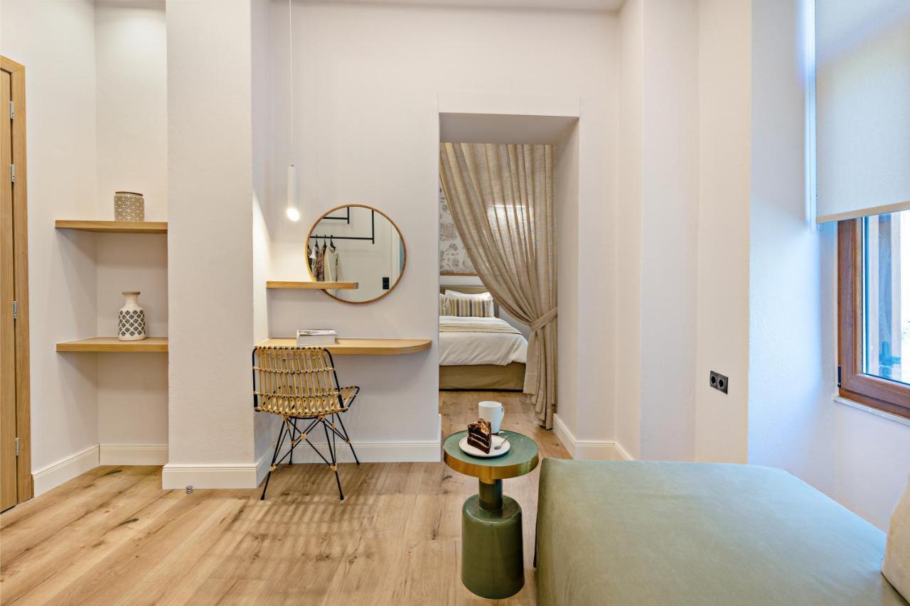 Oniro Suites Rethymno  ภายนอก รูปภาพ